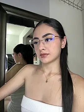 IslaCole's cam snapshot