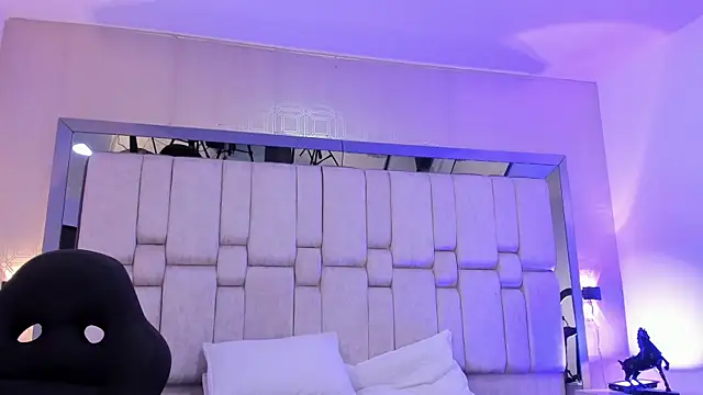 ValeryCooper18 live sex cam