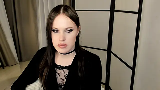 EffieMinki live sex cam