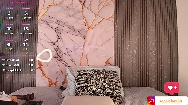 big_tits_in_your_face's cam snapshot