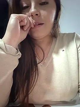 seherlatin's cam snapshot