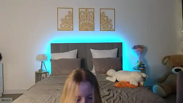 adele_armass's cam snapshot