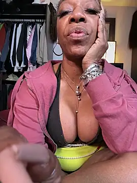 Kennady_Buxum_Goddess live sex cam