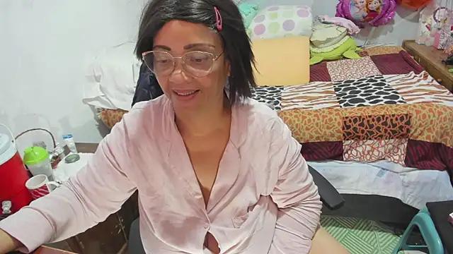 Mrs_mommy_ live sex cam