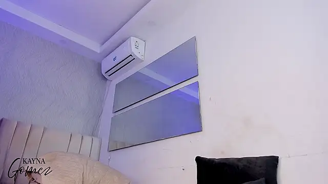 kayna_gomez's cam snapshot