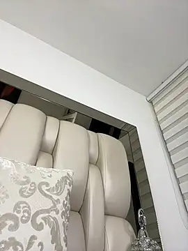 ALISSON_FOXXX1 live sex cam