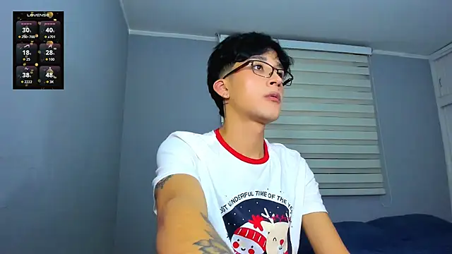 tom_Howard live sex cam