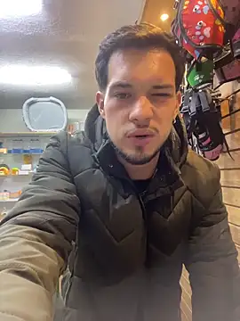 Leonardmoppet live sex cam