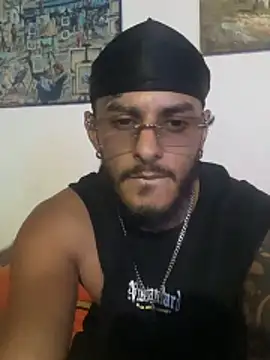 liyamjunior's cam snapshot