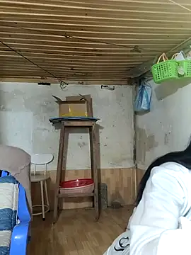 Basanis68's cam snapshot