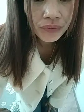 nangmo's cam snapshot