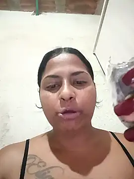 Giselabrunette25's cam snapshot