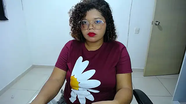 natalietits1's cam snapshot