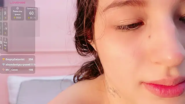 Ashley_Evans22's cam snapshot