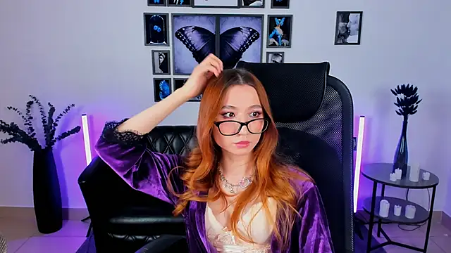 Karen__davis's cam snapshot