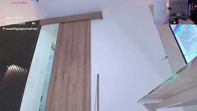 Anna_parkker_'s cam snapshot