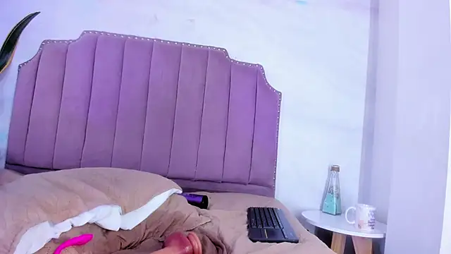 bianca_angel_'s cam snapshot