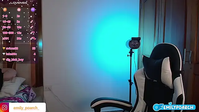 emilyaboott's cam snapshot