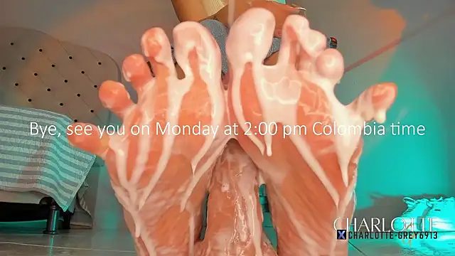 charlotte__grey live sex cam