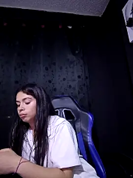 emilygrooe's cam snapshot