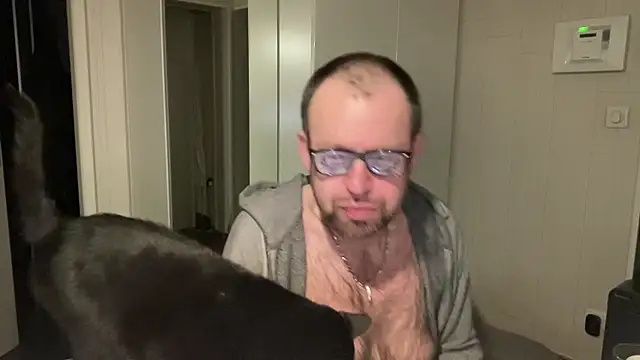 FABIOGLASSES live sex cam