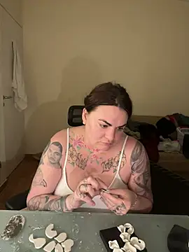 HeyBABYGIRL's cam snapshot