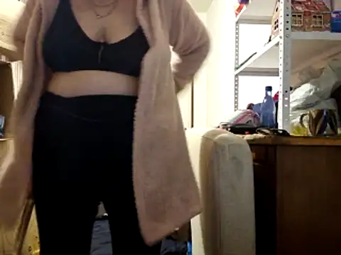 Samantha_Squirt@xh live sex cam