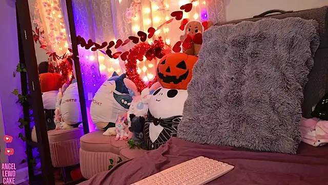 Angel-Lewd-Cake's cam snapshot