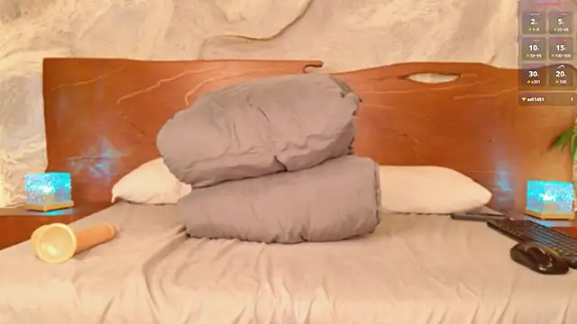 alisonn_moon's cam snapshot