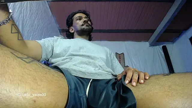 Carlo_yates live sex cam