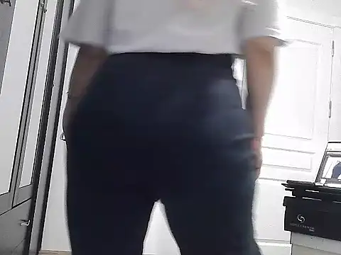 MadameeeKontesssDiamond--'s cam snapshot