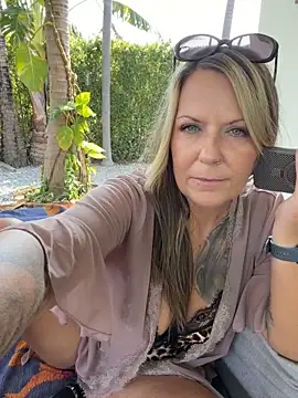 RubyInk's cam snapshot