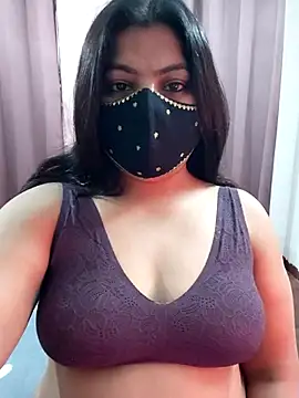 Half_girlfrnd_530 live sex cam