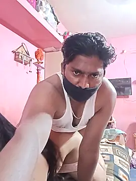 Lovecouple112233 live sex cam