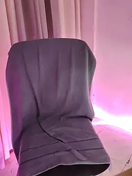 DoriDelux20 live sex cam