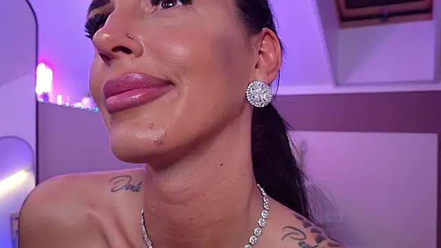 hayleybabe4's cam snapshot