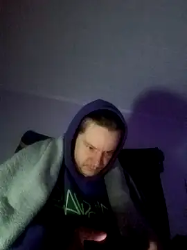 ChuckyyDee's cam snapshot