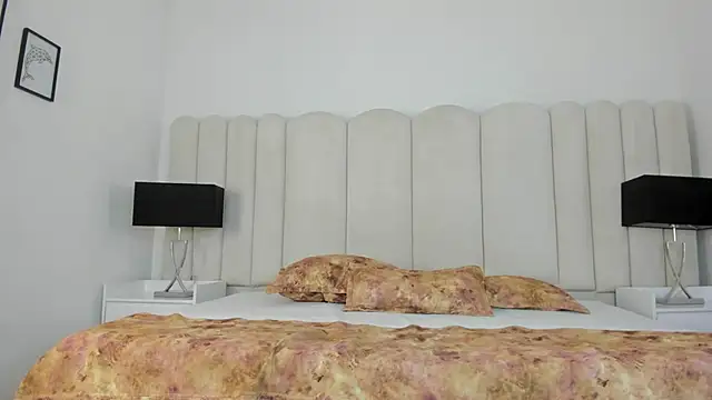 VanessaParis__ live sex cam