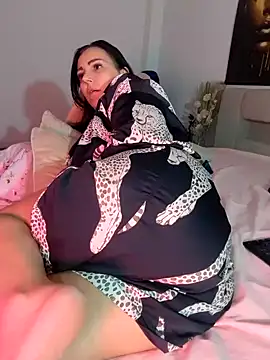 ReiyaRey's cam snapshot