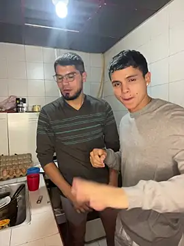 mirallesandbig live sex cam