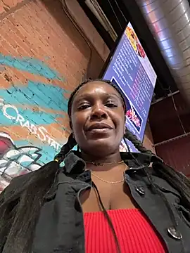 TilaTotti live sex cam