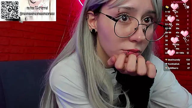 meomeee live sex cam