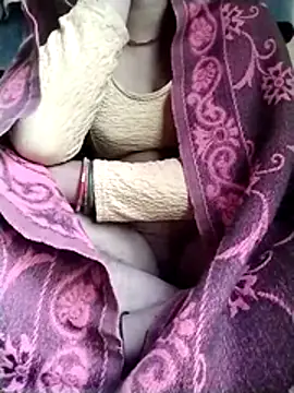 Cut_Kajal's cam snapshot