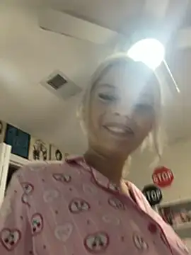 Terribletabby's cam snapshot