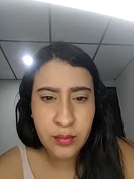 mialorents's cam snapshot