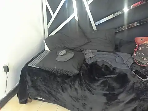 catleyaht's cam snapshot