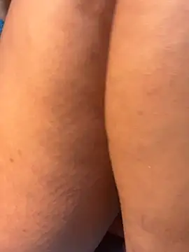 Latina-miss's cam snapshot