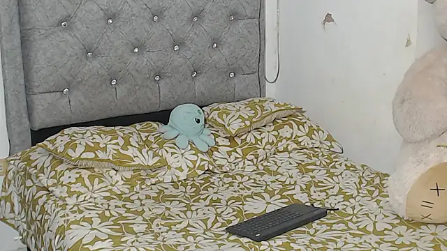 Liza_Thurner's cam snapshot