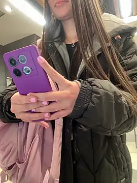 Isabella21_'s cam snapshot