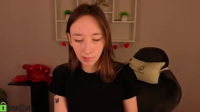 Miche1le_Allenne's cam snapshot